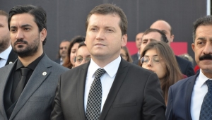 Balcıoğlu: Bayrağımız Şerefimizdir!