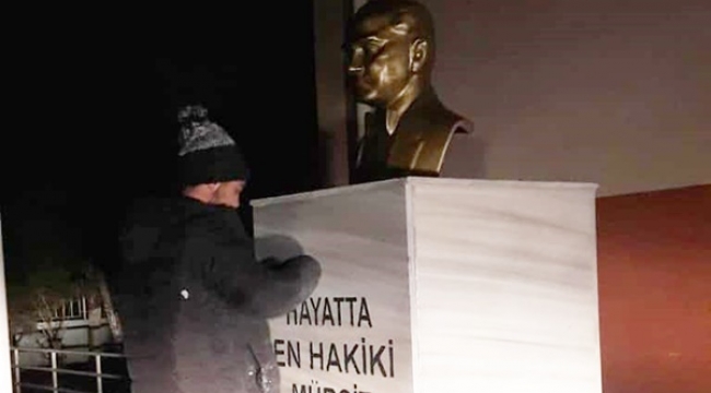 Başkan Yalçın, Talimat Verdi! Ortaköy'deki Atatürk Büstü Onarıldı!