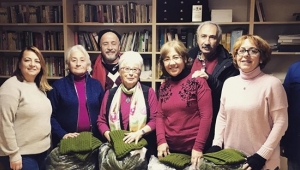 Selimpaşa Gönüllüleri Mehmetçikler İçin Boyunluk Ördü