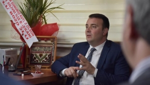 Türk Bayrağını Yırtan Yunan Vekile Bozoğlu'ndan Sert Tepki