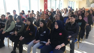 AK Parti'de Temel Afet Bilinci Eğitimi Verildi