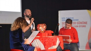 Aşk Olsun Oyunu Yoğun İlgi Topladı