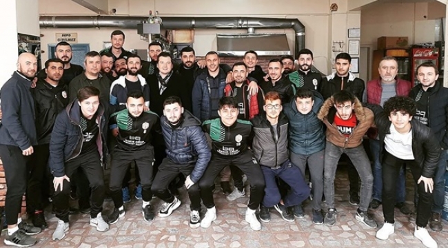 Balcıoğlu, Selimpaşaspor Kulübü Üyeleriyle Bir Araya Geldi