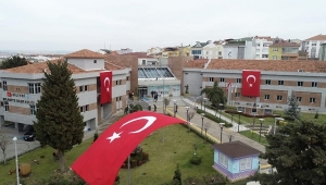 Başkan Yılmaz'dan Şehitlerimiz İçin Türk Bayrağı Çağrısı