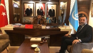 Başkan Yılmaz'dan Sinan Ateş'e Ziyaret