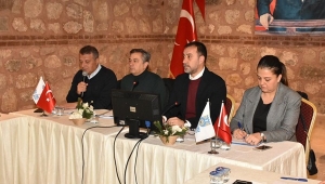 Başkan Yılmaz, Yardımcıları ve Birim Müdürleriyle Durum Değerlendirmesi Yaptı