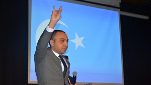 Bedel: Dayan Doğu Türkistan Dayan, Ülkü Ocakları Seninle!