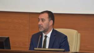 "Cami ile Cemevi'nin Birbirinin Rakibi Haline Getirilmesi Son Derece Tehlikeli Bir Durum Olabilir"