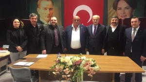 Ersaraç, İYİ Parti Çatalca İlçe Başkanlığı Kongresinde Divan Başkan Yardımcısı Olarak Görev Yaptı