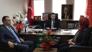 Esen, Yeşilay Gönüllüsü Oldu