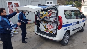 Görüntü Kirliliği Oluşturan Afişler Kaldırıldı