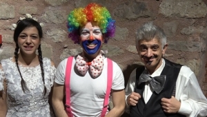 Palyaço Puki Eğlendirirken Öğretti