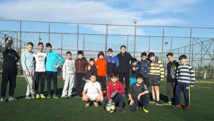 TÜGVA'lı Çocuklar İçin Halı Saha Etkinliği Düzenlendi