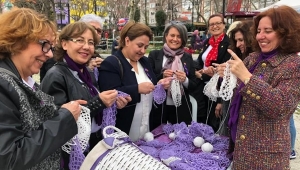 Ağaç Giydirme Etkinliğine CHP'li Kadınlardan Destek