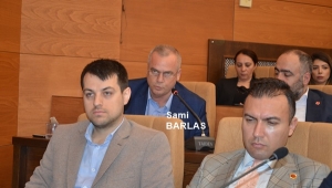 AK Partili Barlas'tan CHP'li Özkoç'un Sözlerine Tepki