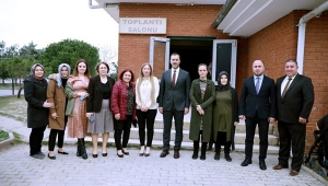 Başkanlar Kadınlar Günü Programına Katıldı