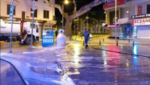 Çarşı Meydanında Corona Virüs Temizliği