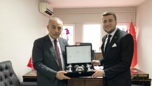 Çebi, Esen'i Ziyaret Etti