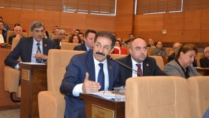 CHP Köy Pazarı'nda Satış Yapanların Kendi Ürettikleri Ürünleri Değil, Dışarıdan Alıp Sattığı Şikâyetini Meclise Taşıdı