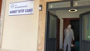 Silivri'de Camiler Dezenfekte Ediliyor