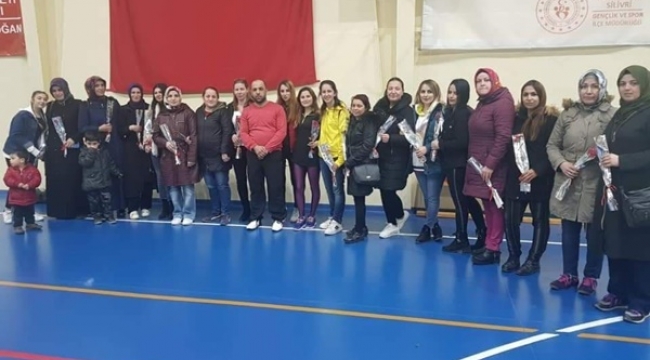 Soydaş, Sporcu Annelerinin Özel Günlerini Kutladı