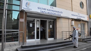 Tapu Müdürlüğü'nde Tedbir Amaçlı İlaçlama Yapıldı