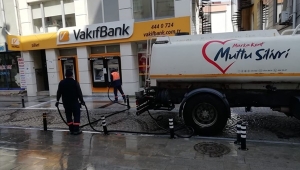 Fevzi Çakmak Caddesi Yıkanıp Paklandı