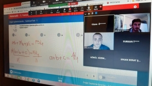 Sarıbekir Öğrencileri Derslerini İnternetten Dinliyor