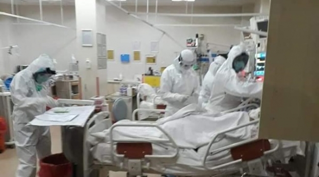 Silivrili Sağlıkçılar, Dr. Hızır Aydın'ın Siper Maskelerini Kullanmaya Başladı