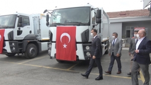 Çevre Bakanlığından Silivri Belediyesi'ne 2 Adet Çöp Kamyonu