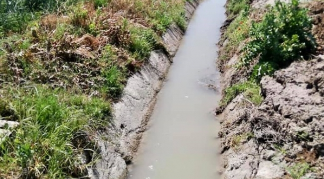 Değirmenköy Sulama Kanalı İSKİ Ekiplerince Temizlendi