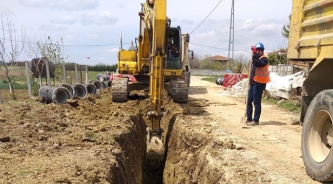 İSKİ'den Gümüşyaka'da Kanal İmalatı, Yeni Mahalle'de Kombine Temizlik