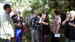 Mahalleli İstedi! Derin Sokak'taki Ağaçlık Alan Düzenlenecek!