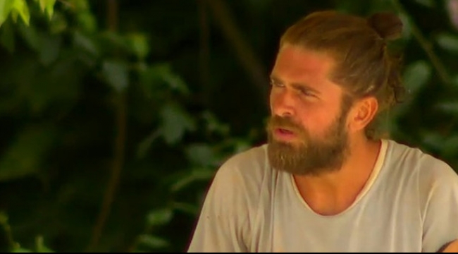 Survivor Mert'ten Yunus Emre'ye tepki: Oğlum adam atamadı neden duruyorsun?