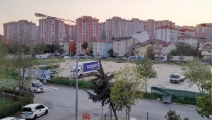 Yeni Mahalle araç çöplüğü istemiyor!