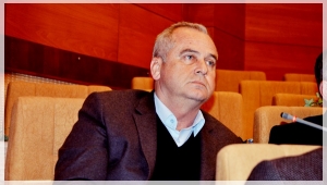 Barlas; "Babasız Kalanları Düşünüp Öyle Sokulun Babanıza"