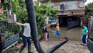 Gümüşyaka'da Gün Boyu Tahliye Çalışması Yapıldı