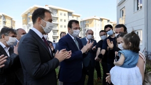 İmamoğlu, Silivri Kiptaş 3. Etapta İlk Anahtarı Teslim Etti