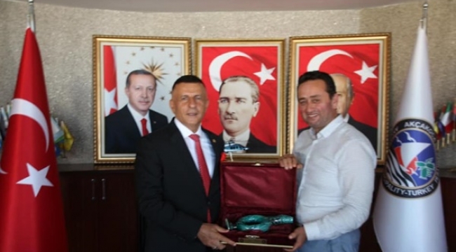 MHP'li Arkaz'dan Akçakoca Belediye Başkanı Yanmaz'a Ziyaret