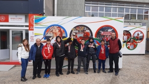 Öğrenciler Başarıdan Başarıya Koşuyor