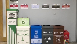 Silivri Belediyesi Masa Altı Çöp Kovalarını Kaldırdı