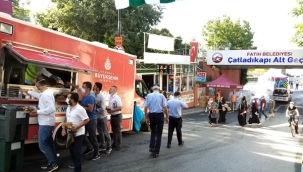 İBB Ayasofya'daki İlk Cuma İçin "Bin 444" Personeliyle Görev Başındaydı