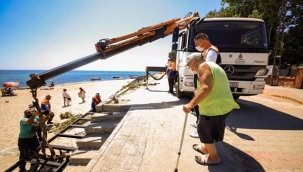 İBB'den Gümüşyaka Plajına Engelli Rampası Hizmeti