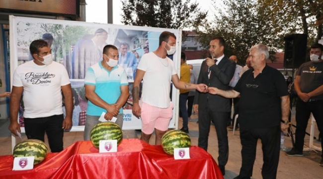 Silivri Kadıköy'de En İyi Karpuz Üreticileri Yarıştı