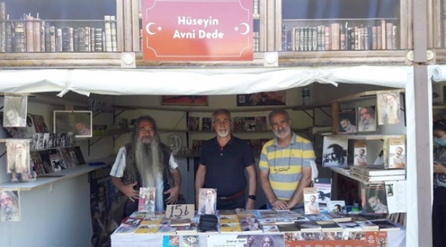 Dertop, Hüseyin Avni Dede'yi Sahaf Festivalinde Ziyaret Etti