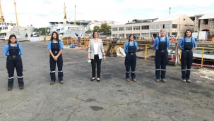 Şehir Hatlarında Bir İlk: Beş Kadın Gemici İşbaşı Yaptı