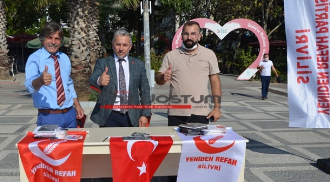 Yeniden Refah, sahilde üye çalışması yaptı