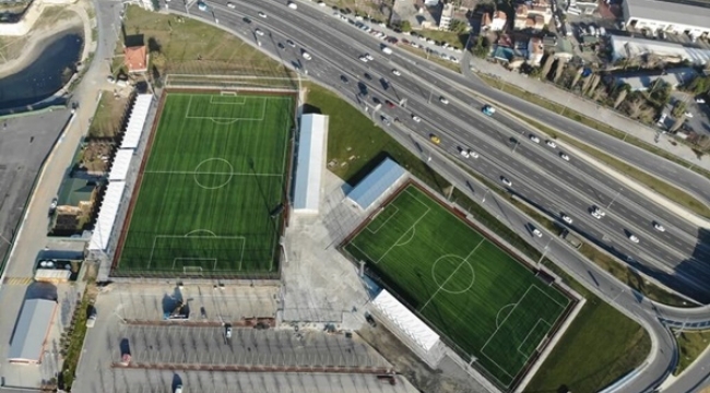 İBB; "Yenikapı Futbol Sahaları Sporun Hizmetinde"