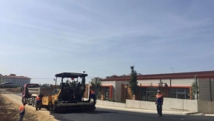 Kreşten sonra Yeni Mahalle'ye İBB'den asfalt kazanımı