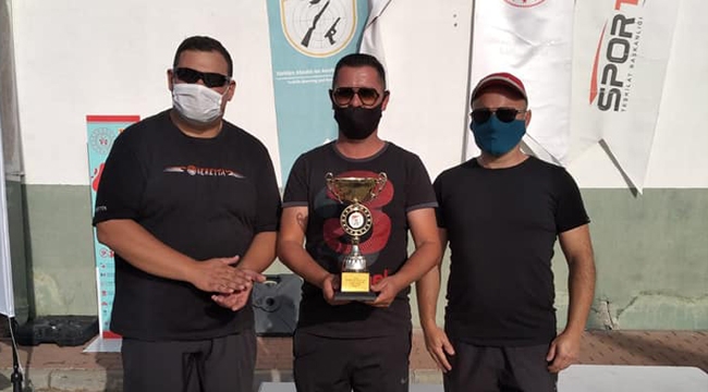 Özkanlı, Bursa'daki Trap Yarışında Silivri'yi Gururlandırdı